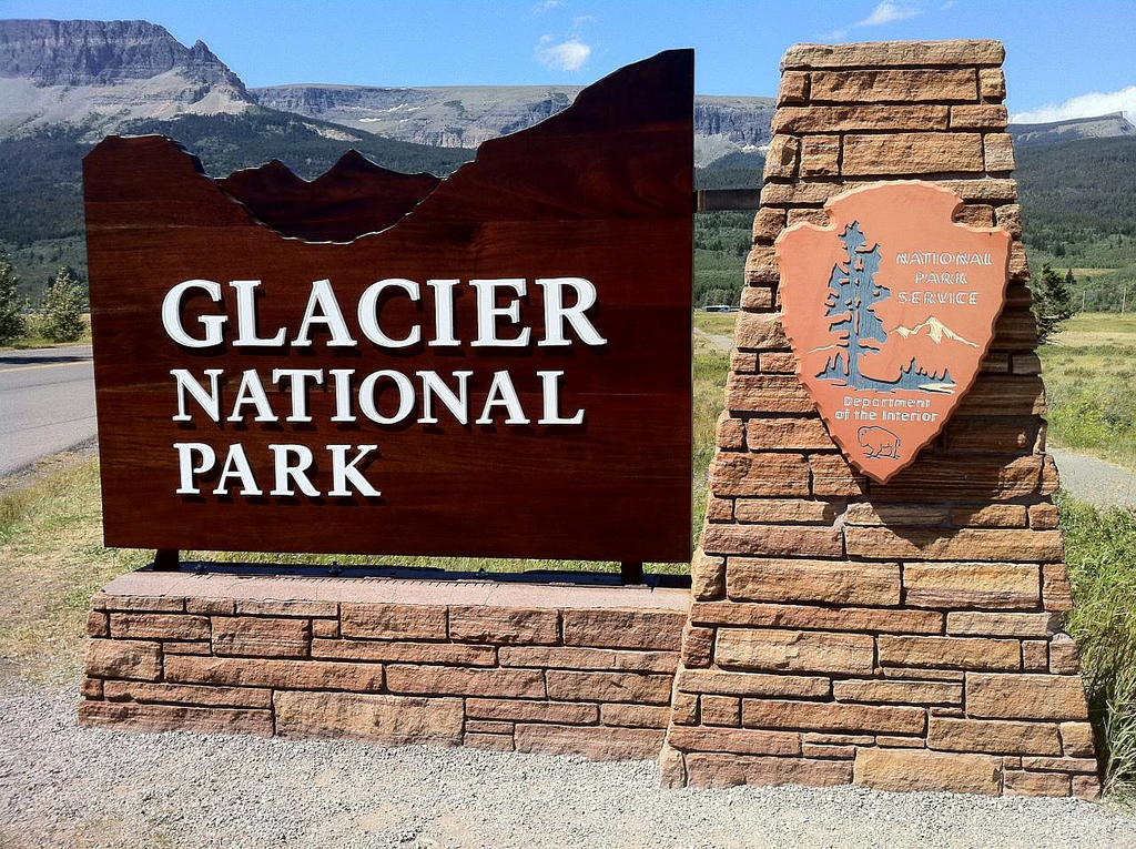 Glacier Park sign